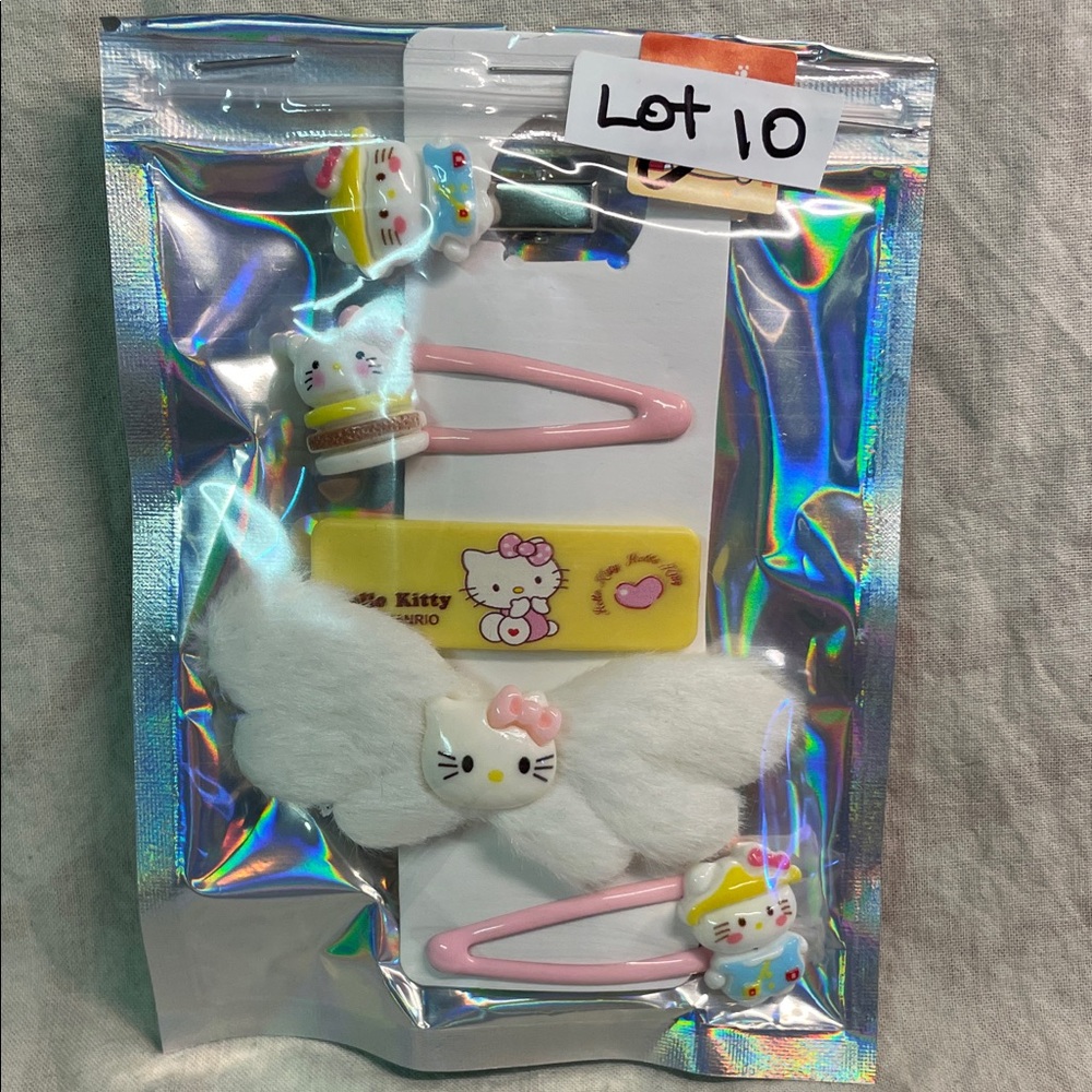 Hello Kitty Pink and White Hair Clip Set